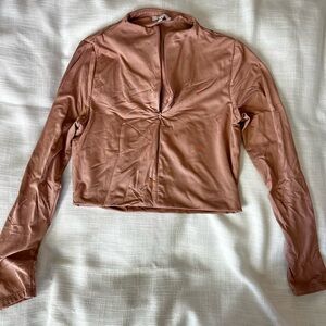 Cropped Long-Sleeve Twist Front Top in Rose Brown